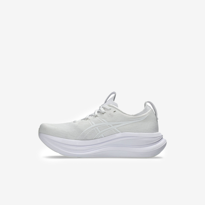 GEL-NIMBUS 28 White